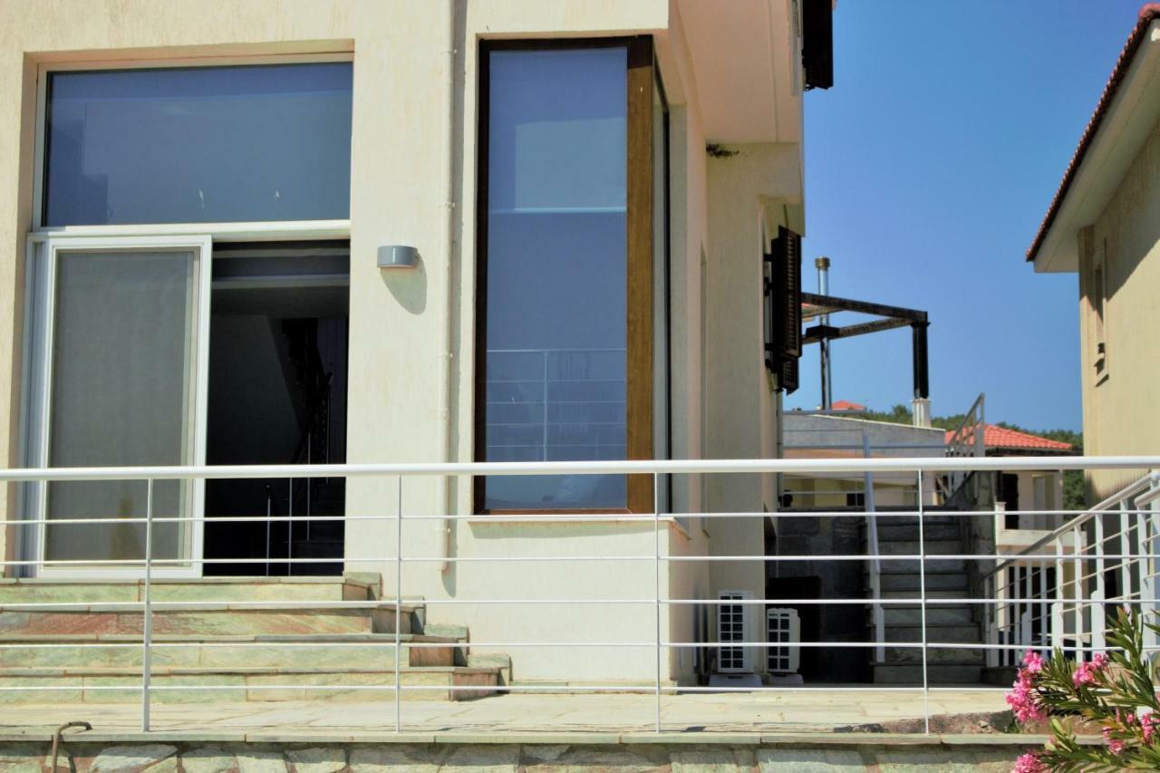 Villa Elia Pteleós Exterior foto